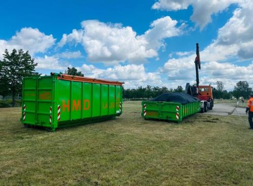 Container